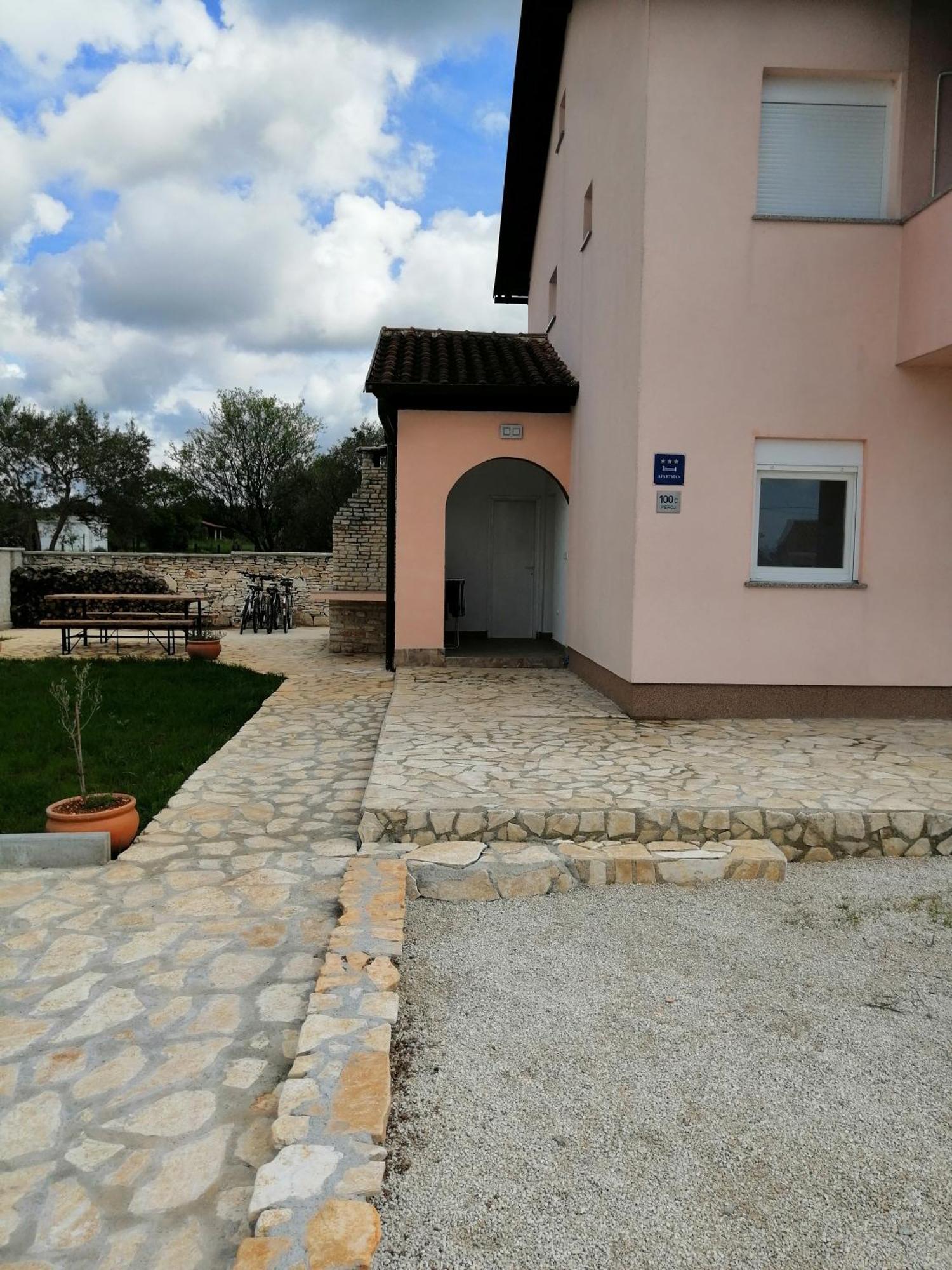 Peroj 100 C Apartman Kültér fotó
